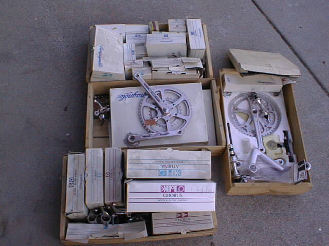 camparts.jpg (60228 bytes)